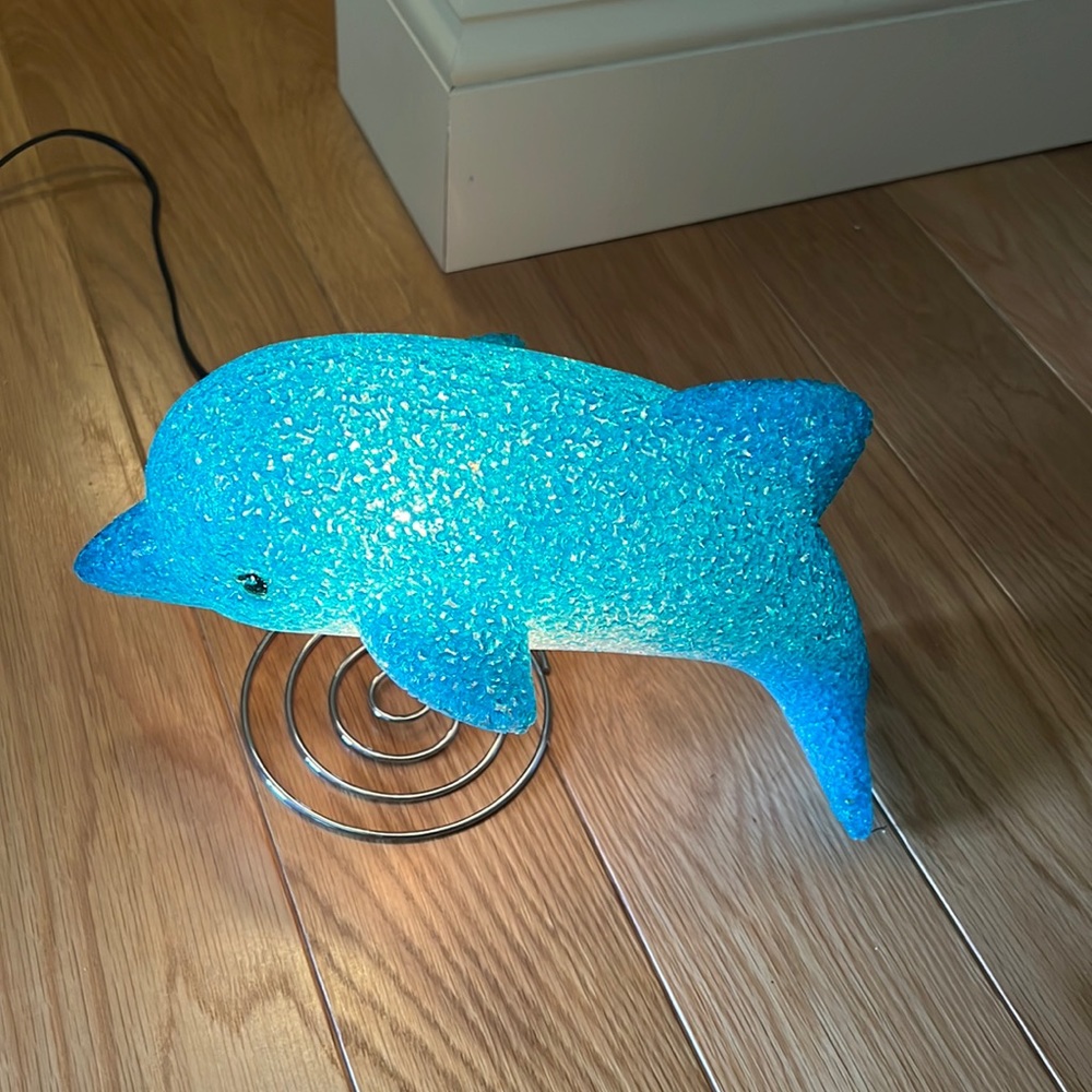 Dolphin lamp